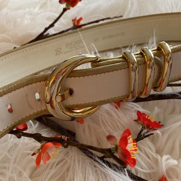 Vintage ?ESCADA?leather belt main image 10